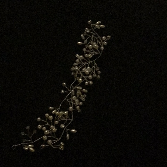 Bridal hair vine - Picture 4 of 4